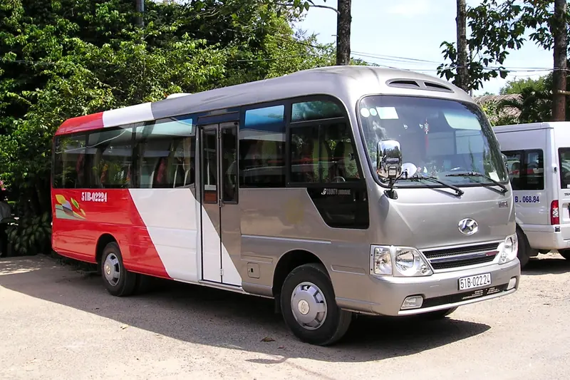 Hyundai County: autocar de 29 plazas