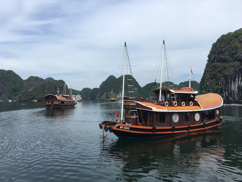Día privado en la bahía de Lan Ha